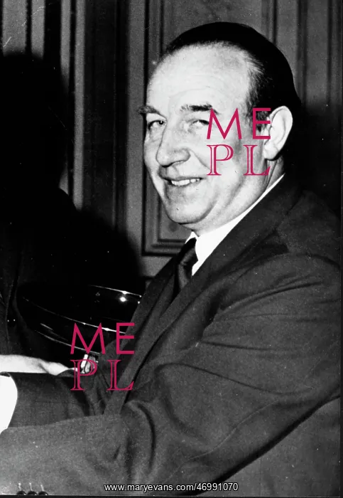 : Raymond Marcellin at a meeting : Raymond Marcellin at a meeting