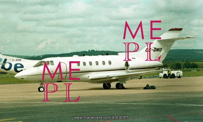 : Raytheon Hawker 800XP CS-DNO : Raytheon Hawker 800XP CS-DNO