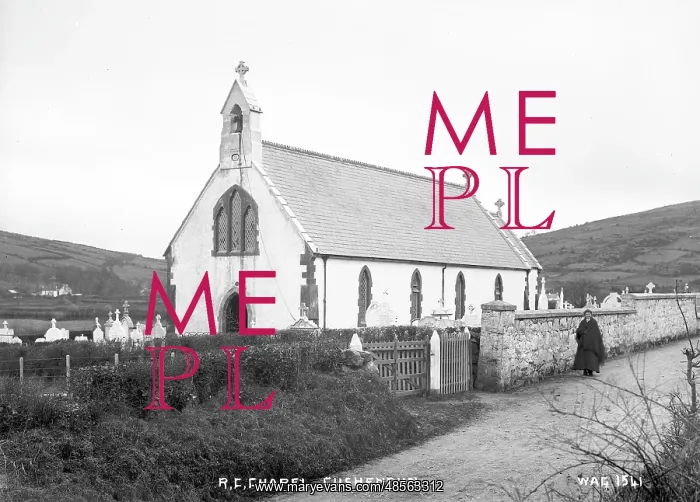 : R.C. Chapel, Cushendun : R.C. Chapel, Cushendun