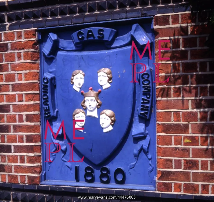  : Reading, Berkshire - Old Gasworks sign