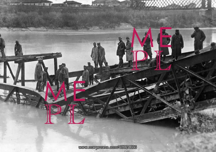 : Rebuilding a bridge, 1918 : Rebuilding a bridge, 1918