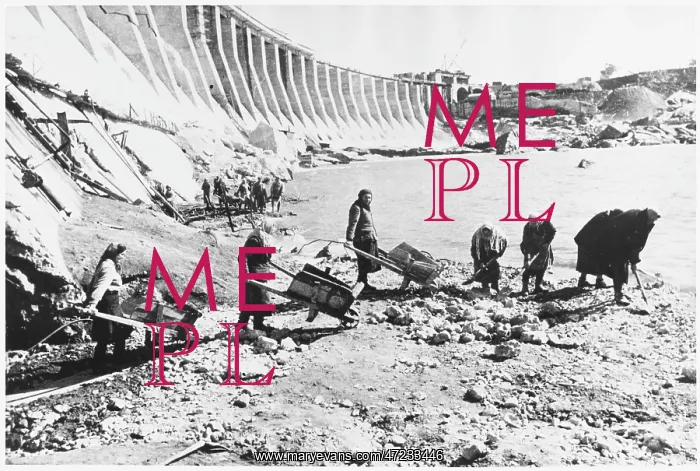: REBUILDING DNIEPER DAM : REBUILDING DNIEPER DAM