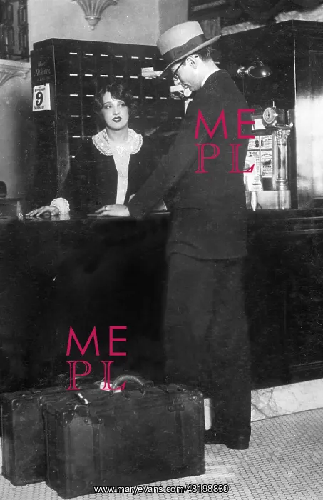 : Receptionist in a hotel in Berlin, 1928 : Receptionist in a hotel in Berlin, 1928