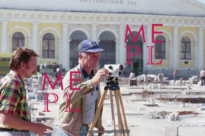 : Reconstruction of Manezhnaya Square : Reconstruction of Manezhnaya Square