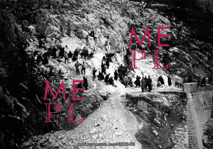 : Reconstruction works at Mount Lovcen, 1916 : Reconstruction works at Mount Lovcen, 1916