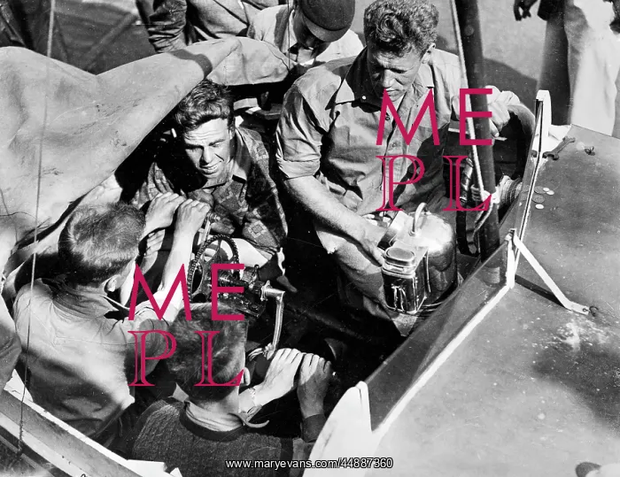 : RECORD MAKING BOAT TRIP : RECORD MAKING BOAT TRIP