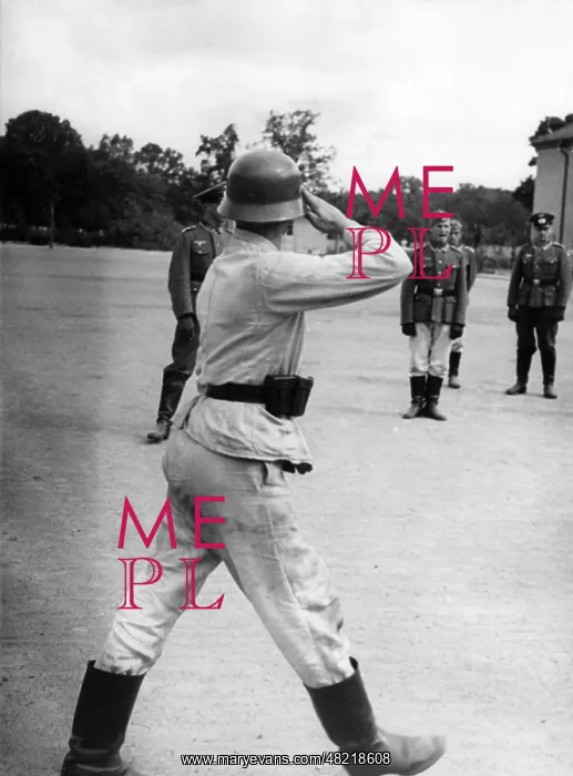 : Recruit saluting, 1940 : Recruit saluting, 1940