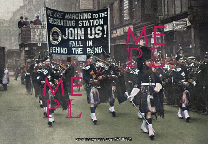 : Recruiting band in London, WW1 : Recruiting band in London, WW1