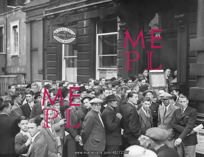 : Recruitment office in London, 1940 : Recruitment office in London, 1940