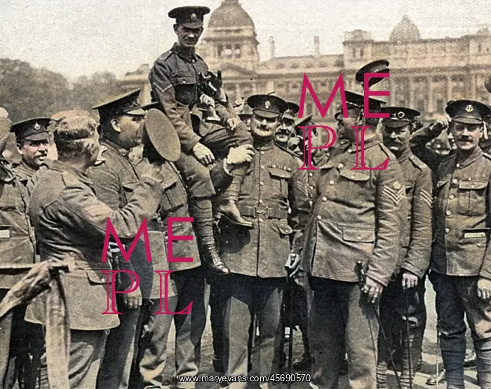 : Recruitment during WW1 - E. Dwyer VC in Trafalgar Square : Recruitment during WW1 - E. Dwyer VC in Trafalgar Square