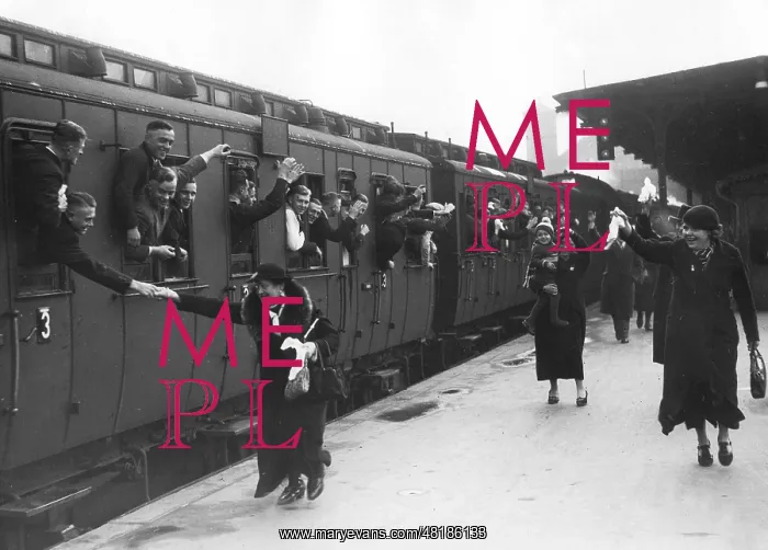 : Recruits travel by train, 1935 : Recruits travel by train, 1935
