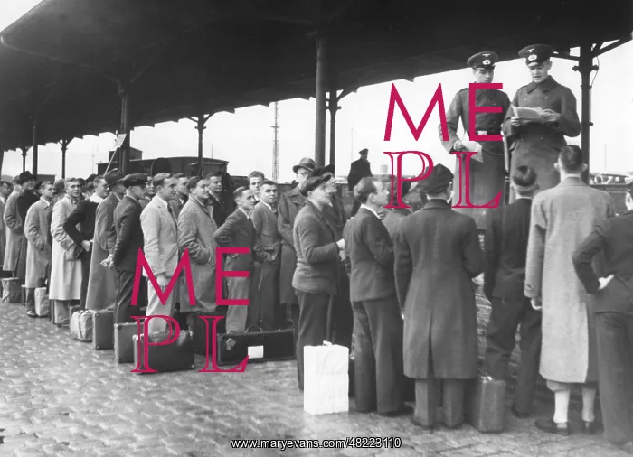 : Recruits of the Wehrmacht during a roll call on a platfo : Recruits of the Wehrmacht during a roll call on a platfo