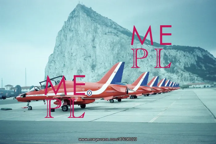 : Red Arrows at Gibraltar : Red Arrows at Gibraltar