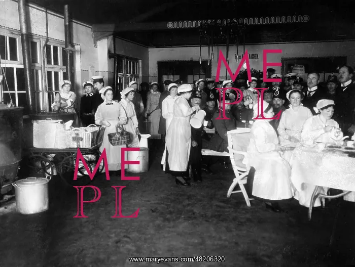 : Red Cross kitchen at Aachen, 1915 : Red Cross kitchen at Aachen, 1915