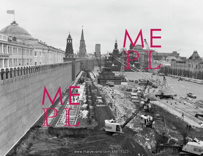 : Red Square renovation, 1974 : Red Square renovation, 1974