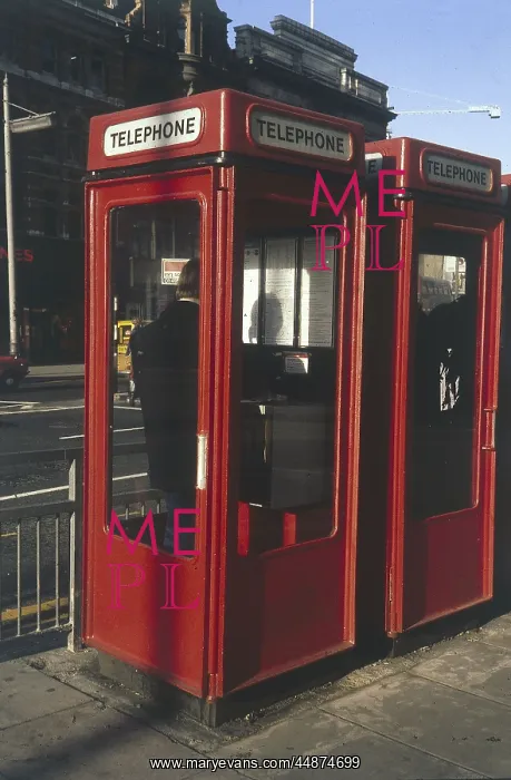  : RED TELEPHONE BOXES
