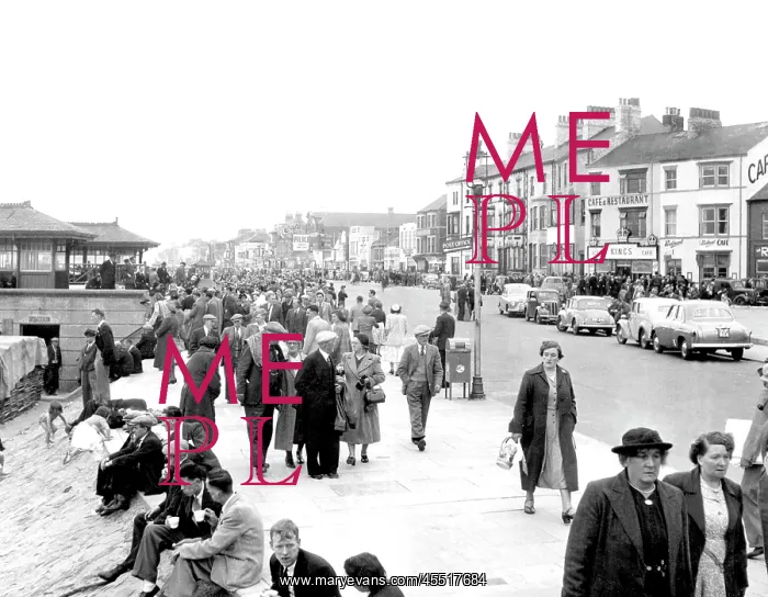  : Redcar, the Promenade 1954