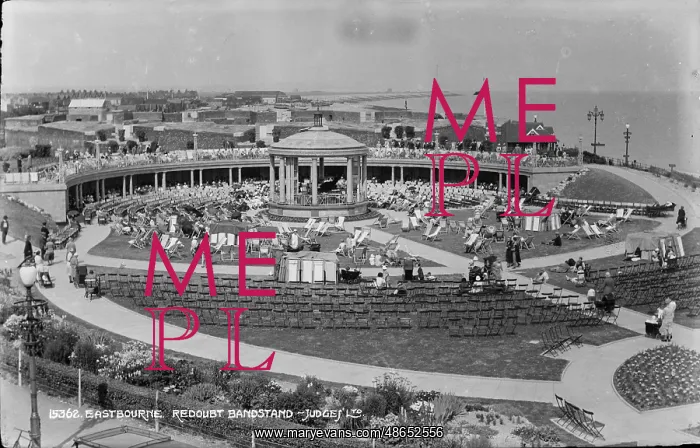 : Redoubt Bandstand in Eastbourne : Redoubt Bandstand in Eastbourne