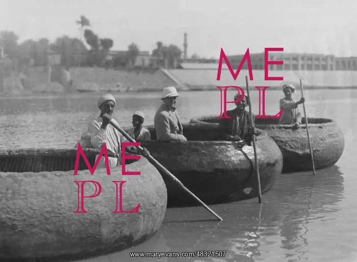: Reed boats on the Euphrates, 1930s : Reed boats on the Euphrates, 1930s