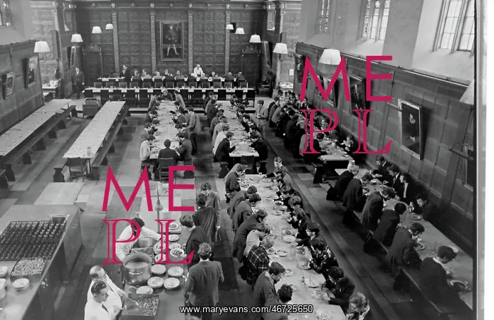 : Refectory at Trinity College, Cambridge University : Refectory at Trinity College, Cambridge University