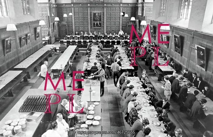 : Refectory at Trinity College, Cambridge University : Refectory at Trinity College, Cambridge University