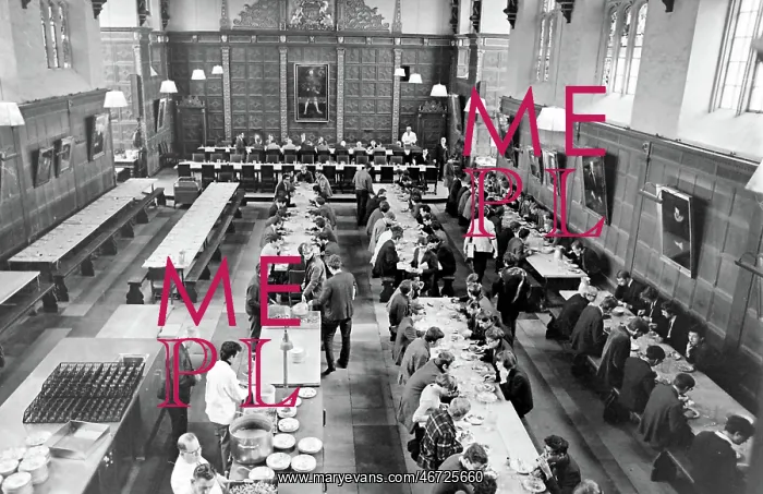 : Refectory at Trinity College, Cambridge University : Refectory at Trinity College, Cambridge University