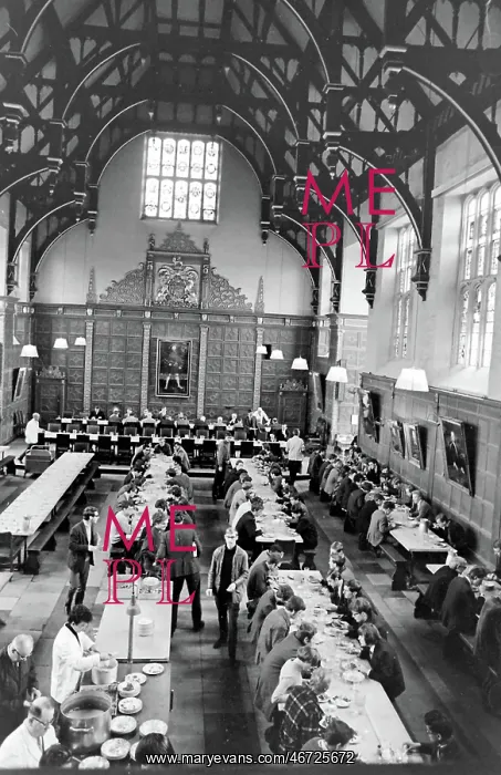: Refectory at Trinity College, Cambridge University : Refectory at Trinity College, Cambridge University