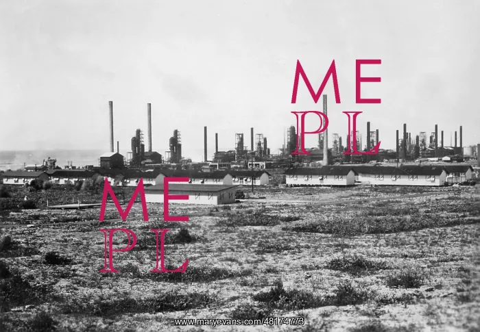 : Refineries in Aruba, Venezuela, 1938 : Refineries in Aruba, Venezuela, 1938