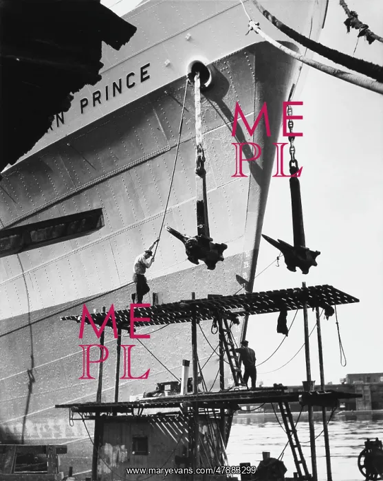 : Refitting and painting a ship in Manchester Docks : Refitting and painting a ship in Manchester Docks