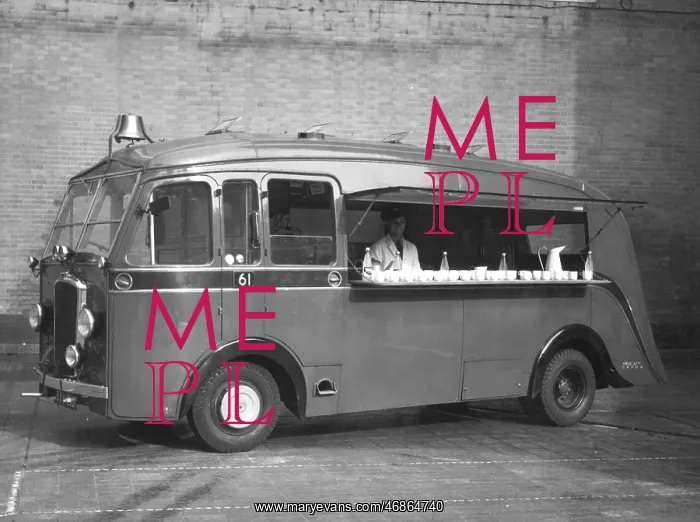 : Refreshment vehicle at Lambeth HQ : Refreshment vehicle at Lambeth HQ
