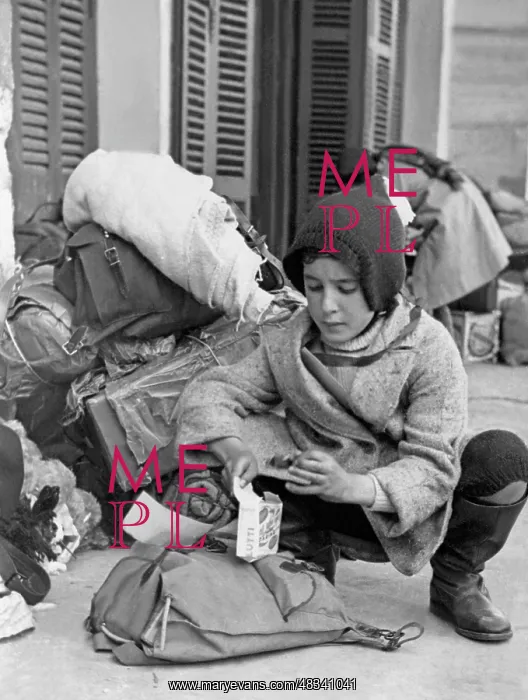 : Refugee child in Madrid, 1936 : Refugee child in Madrid, 1936
