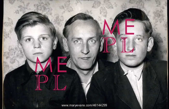 : Refugees. 1953 - Lost son returns home twice: Friedhelm No : Refugees. 1953 - Lost son returns home twice: Friedhelm No