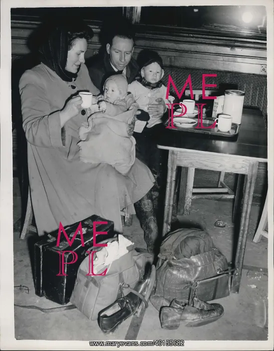 : Refugees. Feb. 01, 1953 - Flood Refugees From Canvey Island: Photo shows : Refugees. Feb. 01, 1953 - Flood Refugees From Canvey Island: Photo shows