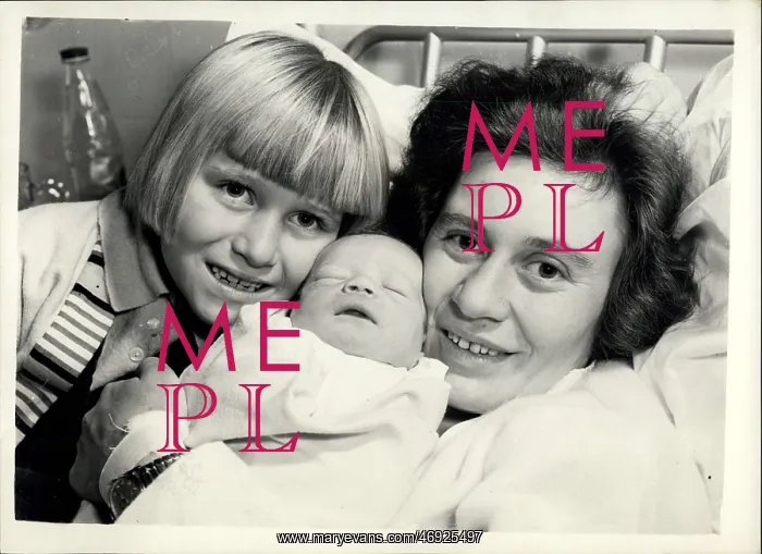 : Refugees. Jan. 27, 1958 - Hungarian stowaway wife has a baby boy ? Mrs : Refugees. Jan. 27, 1958 - Hungarian stowaway wife has a baby boy ? Mrs
