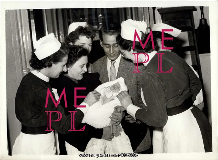 : Refugees. Feb. 08, 1958 - 8-2-58 Mrs. Farkas leaves hospital with her baby : Refugees. Feb. 08, 1958 - 8-2-58 Mrs. Farkas leaves hospital with her baby