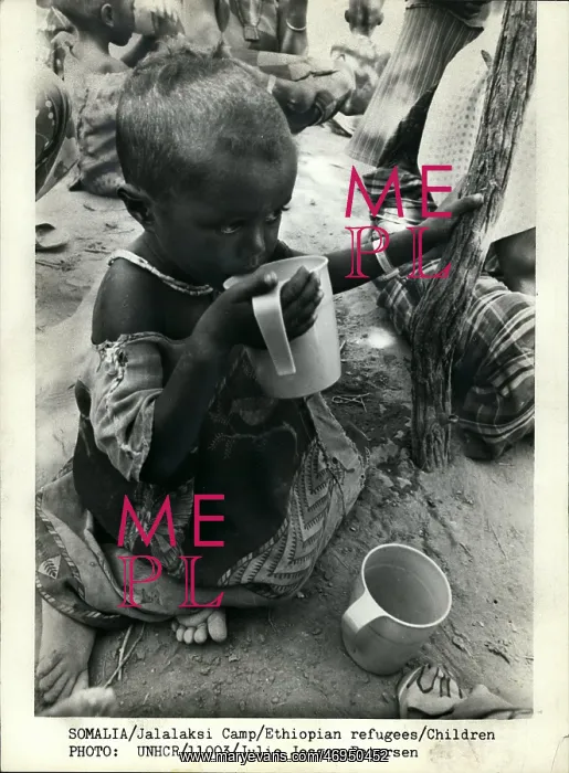 : Refugees. Feb. 25 Somalia Jalalaksi Camp Ethiopian refugees Chidren : Refugees. Feb. 25 Somalia Jalalaksi Camp Ethiopian refugees Chidren