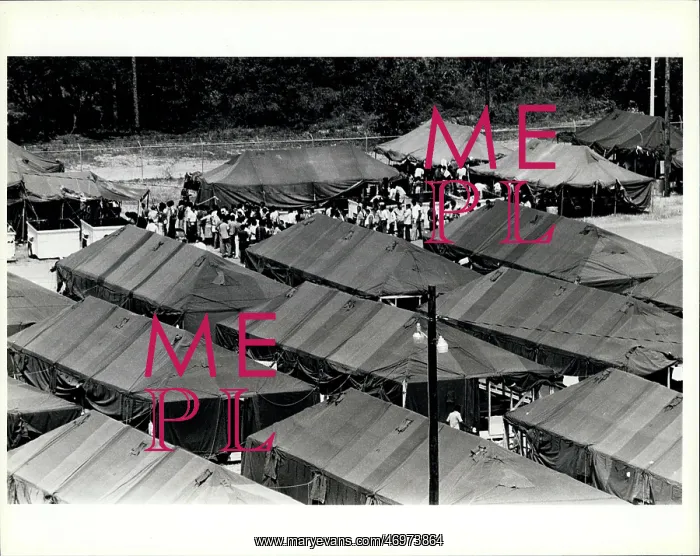 : Refugees. Tent City. Ft. Walton Beach fairgrounds / Eglin Air Force Base : Refugees. Tent City. Ft. Walton Beach fairgrounds / Eglin Air Force Base