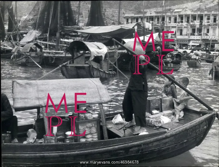 : Refugees. Apr. 18 This waterborne Chinese woman refugee earns a living by selling cakes : Refugees. Apr. 18 This waterborne Chinese woman refugee earns a living by selling cakes