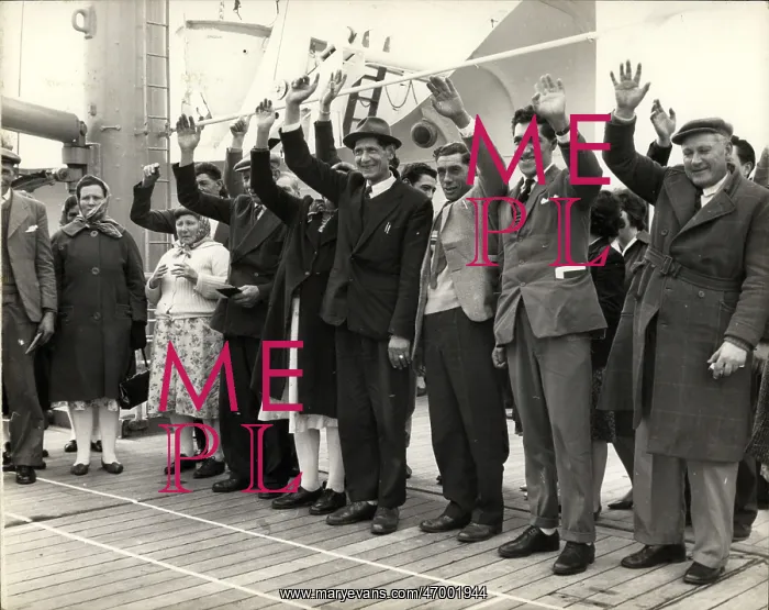 : Refugees. Mar. 17, 1963 - Tristan da Cunhans go home ? The advance party : Refugees. Mar. 17, 1963 - Tristan da Cunhans go home ? The advance party