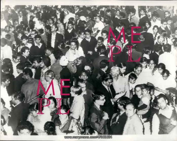 : Refugees. Feb. 02, 1968 - The mass Exodus of Asians at Nairobi Airport : Refugees. Feb. 02, 1968 - The mass Exodus of Asians at Nairobi Airport