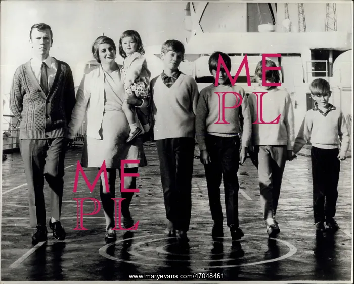 : Refugees. Nov. 26, 1970 - Australian Widow and her Five Children Allowed : Refugees. Nov. 26, 1970 - Australian Widow and her Five Children Allowed