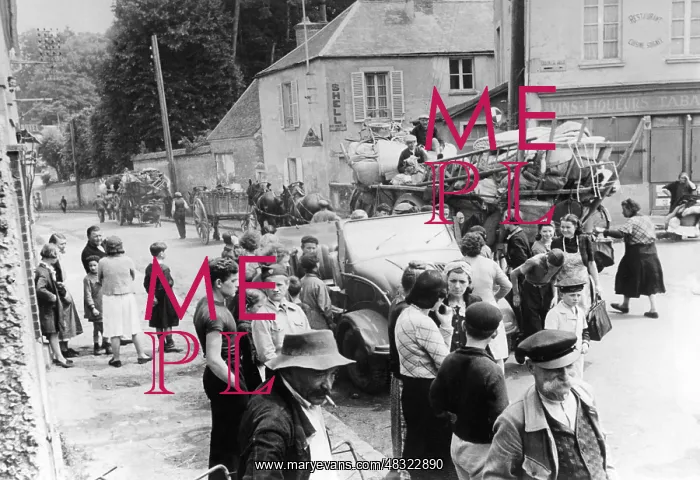 : Refugees in the south of Paris, 1940 : Refugees in the south of Paris, 1940