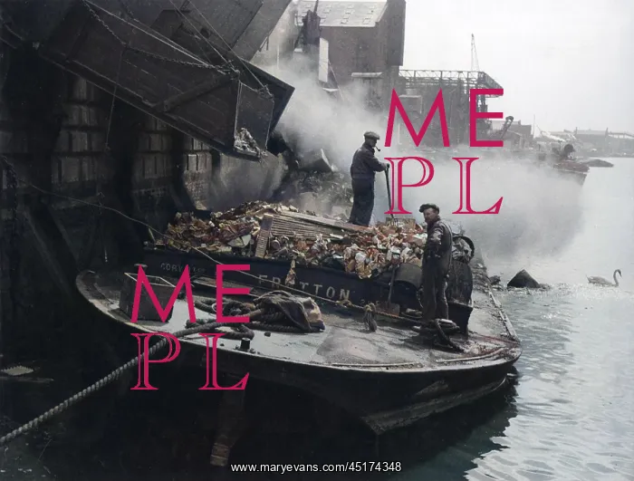 : REFUSE BOAT : REFUSE BOAT