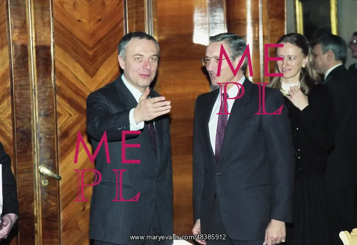 : Reginald Bartholomew visits USSR : Reginald Bartholomew visits USSR