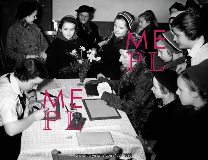 : Registration office of the BDM, Berlin 1939 : Registration office of the BDM, Berlin 1939