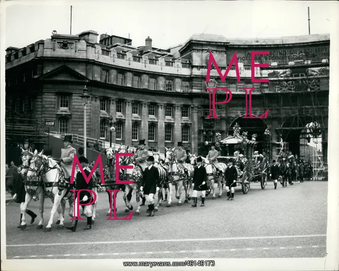 : Rehearsal for Coronation procession, London : Rehearsal for Coronation procession, London