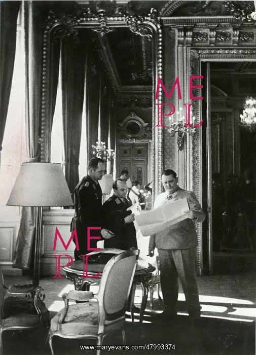 : Reich Marshal Hermann Goering (right) and Colonel : Reich Marshal Hermann Goering (right) and Colonel
