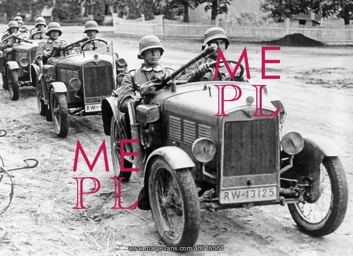 : Reichswehr exercise, ca. 1925 : Reichswehr exercise, ca. 1925