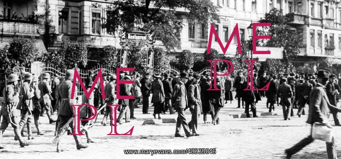 : Reichswehr troops during the metalworkers strike in Berlin : Reichswehr troops during the metalworkers strike in Berlin