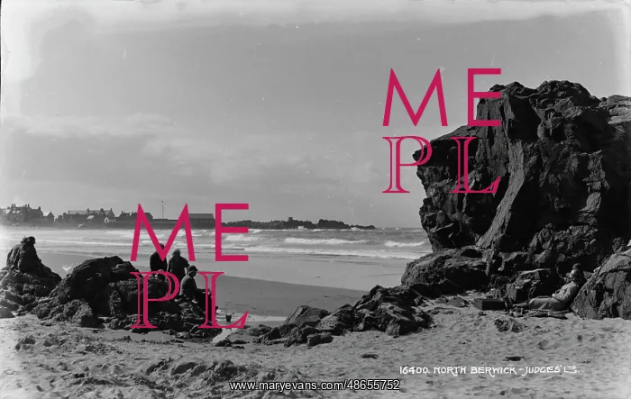 : Relaxing at North Berwick Beach : Relaxing at North Berwick Beach